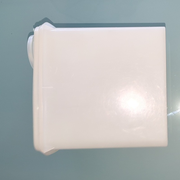 Vintage Tupperware Cereal and Dry Food Container #469-1 - Food Storage Plastic - Picture 7 of 10